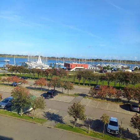 Conny Am Suedstrand Familie Bach